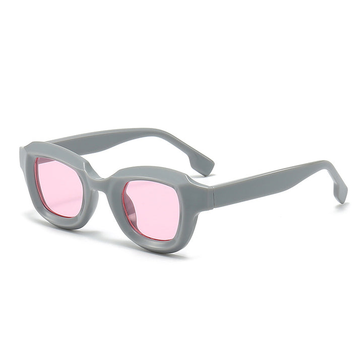 Women Fashion Sunglasses in Trendy Design Bowlift