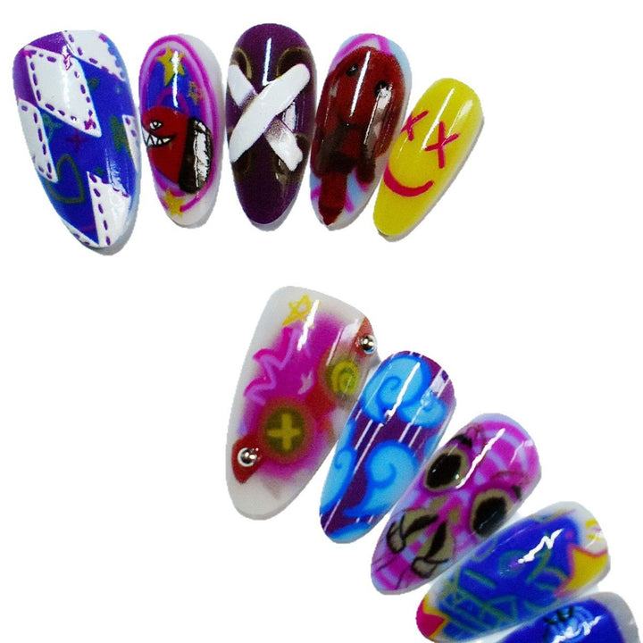 Artistic Kiss-Themed Press-On Nail Art Bowlift
