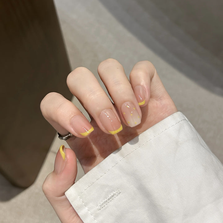 Creative Art Nail Tips with Playful Animal Design Bowlift