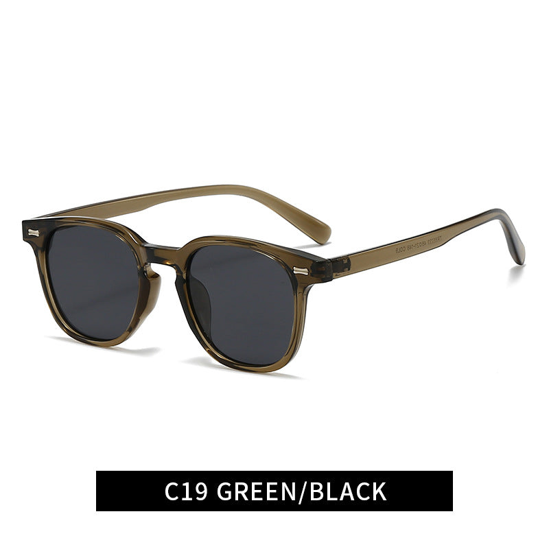 Ladies trendy sunglasses with square frame Bowlift