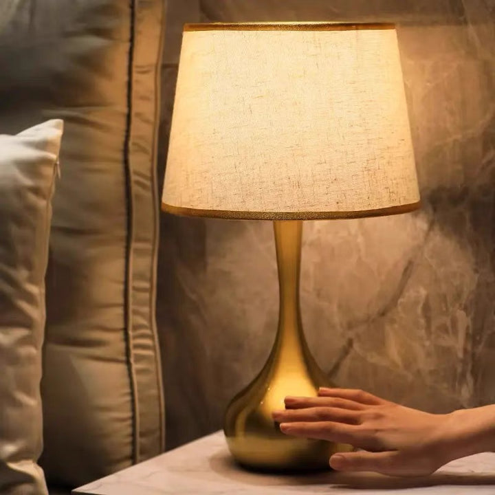 Feathered Decorative Table Lamp