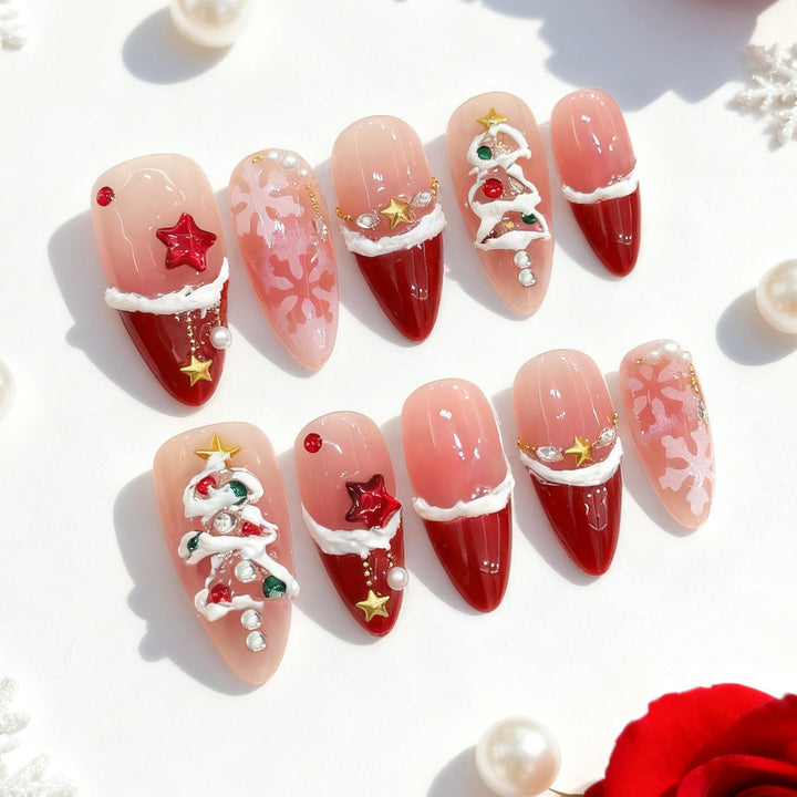 Festive artificial nails with Christmas design Bowlift