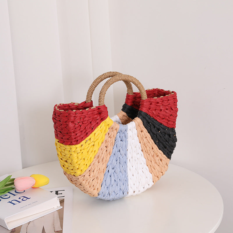Handmade wicker bag with colorful pattern Bowlift