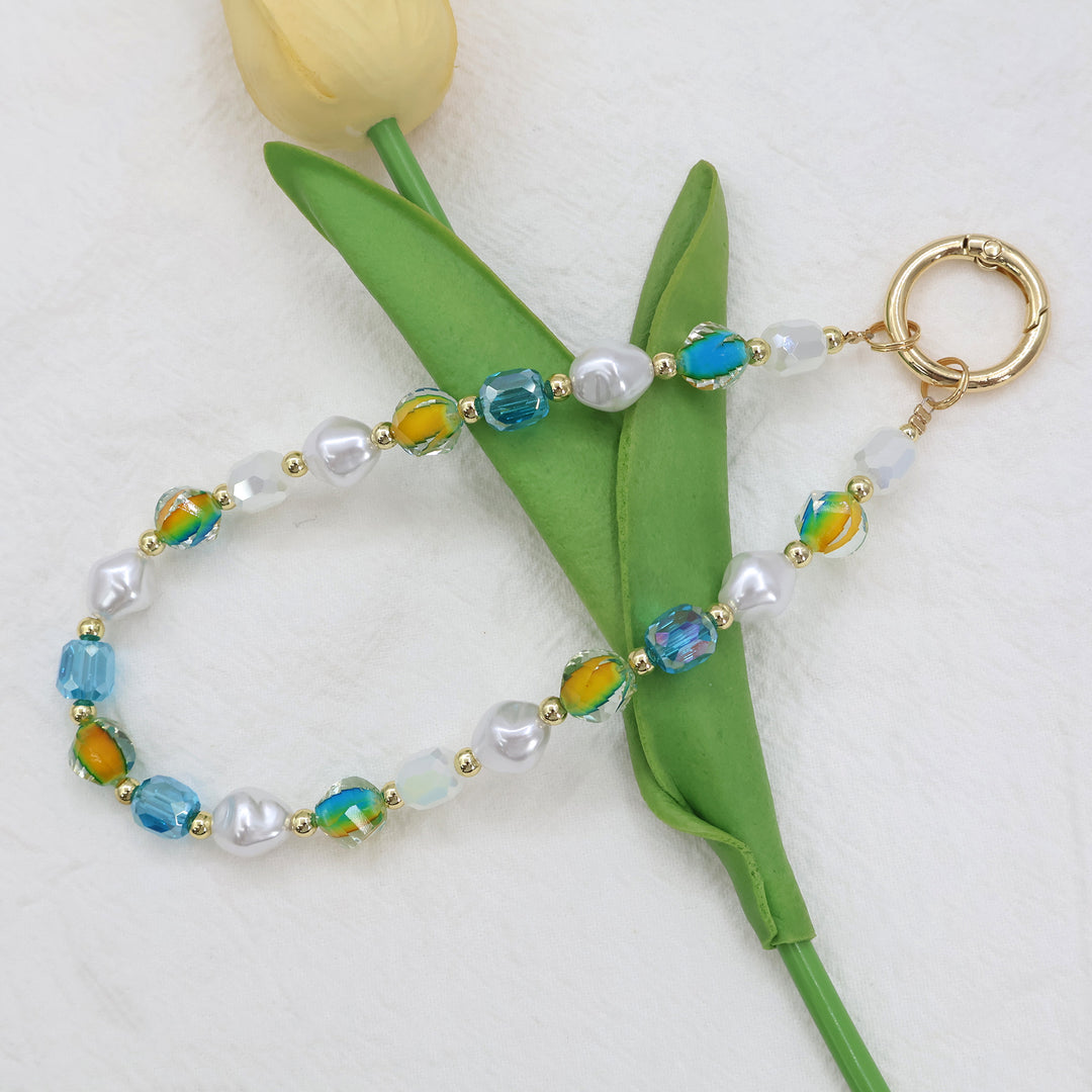 Elegant Beaded Necklace Bowlift