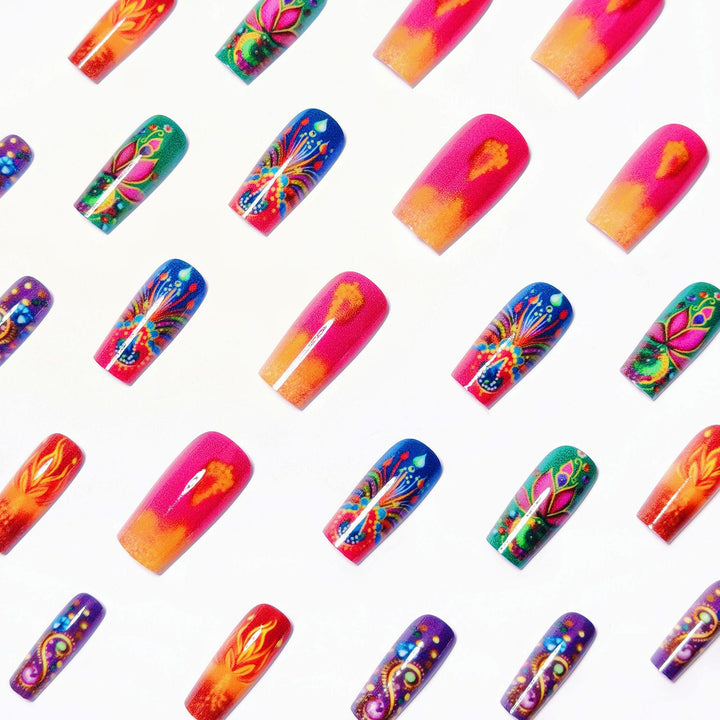 Artificial nails with eccentric ornament design Bowlift