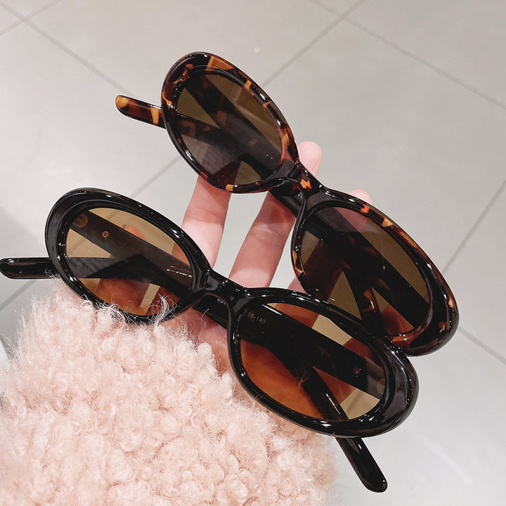 Retro Oval Sunglasses Bowlift
