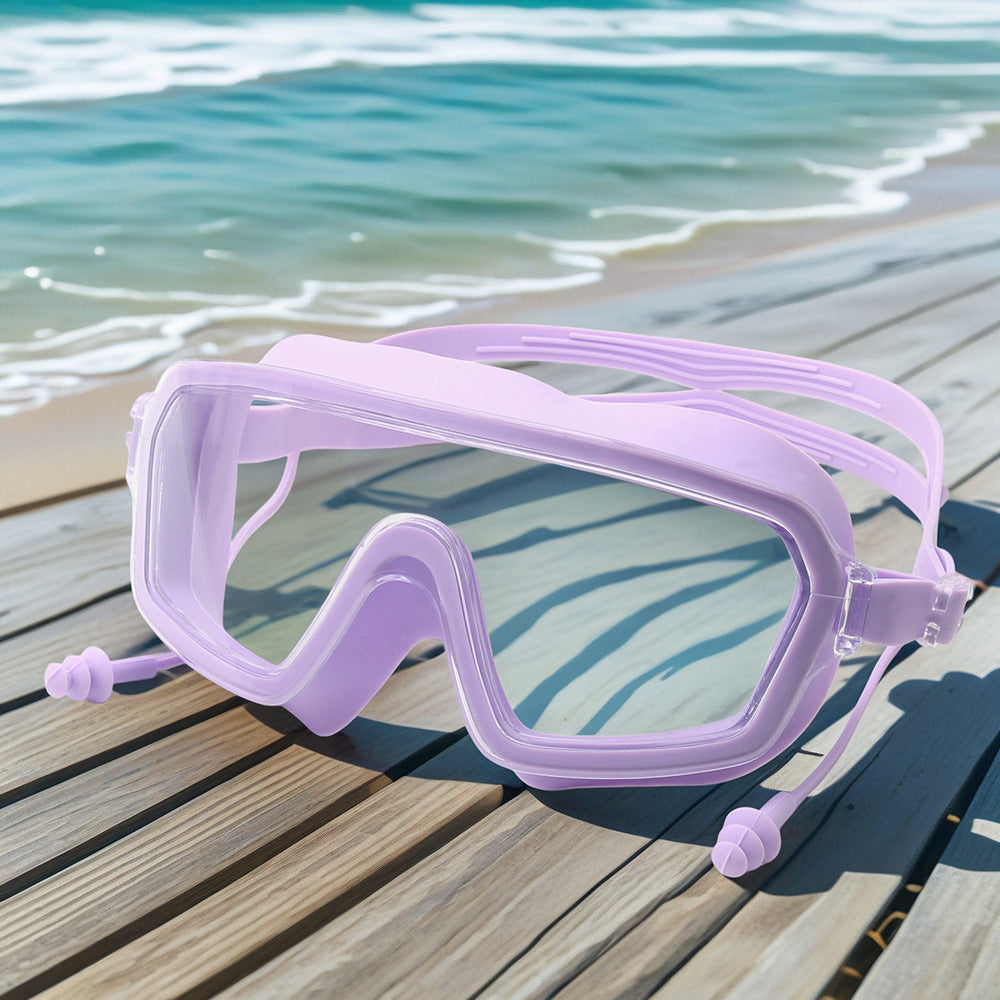 Diving mask with flexible silicone edge Bowlift
