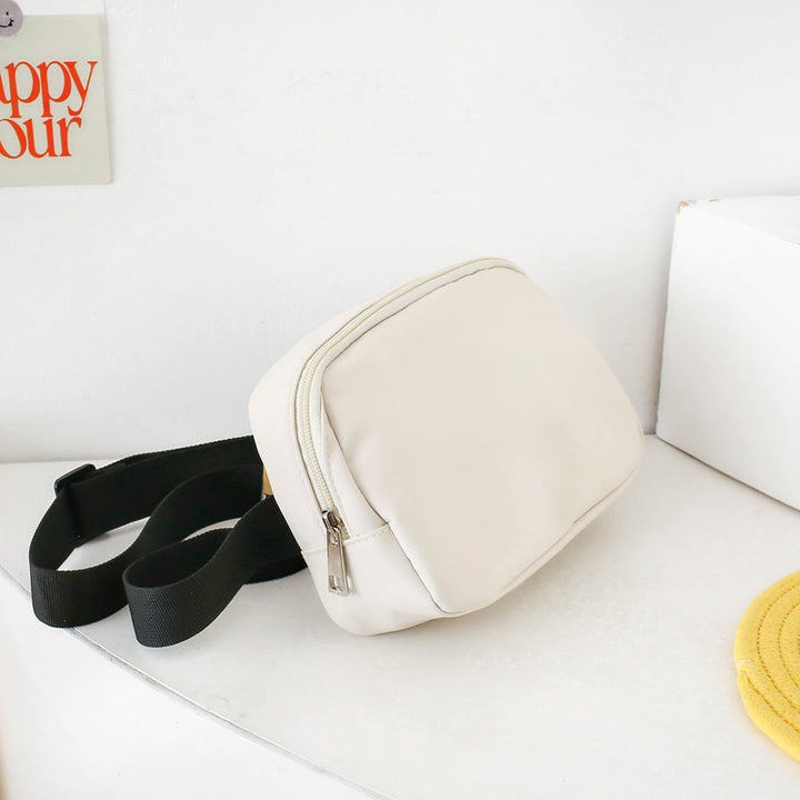 Fashionable fanny pack in minimalist form Bowlift
