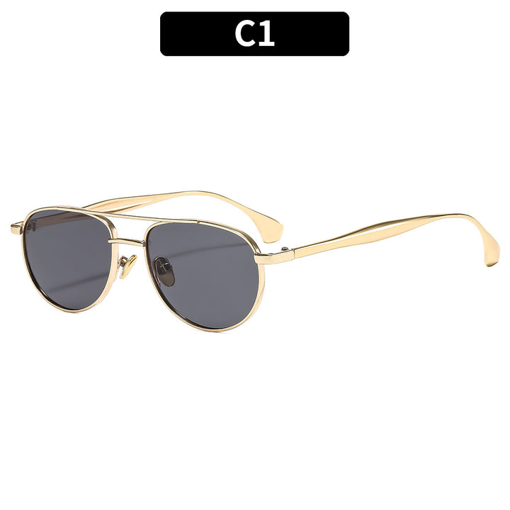 Vintage-Inspired Pilot Sunglasses