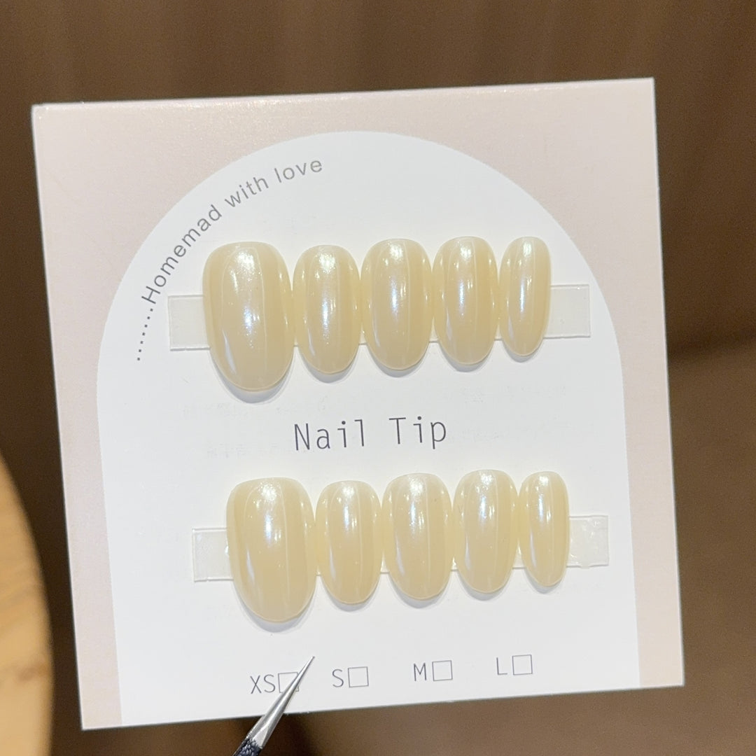 Artificial Nail Tips with Natural Shine Bowlift