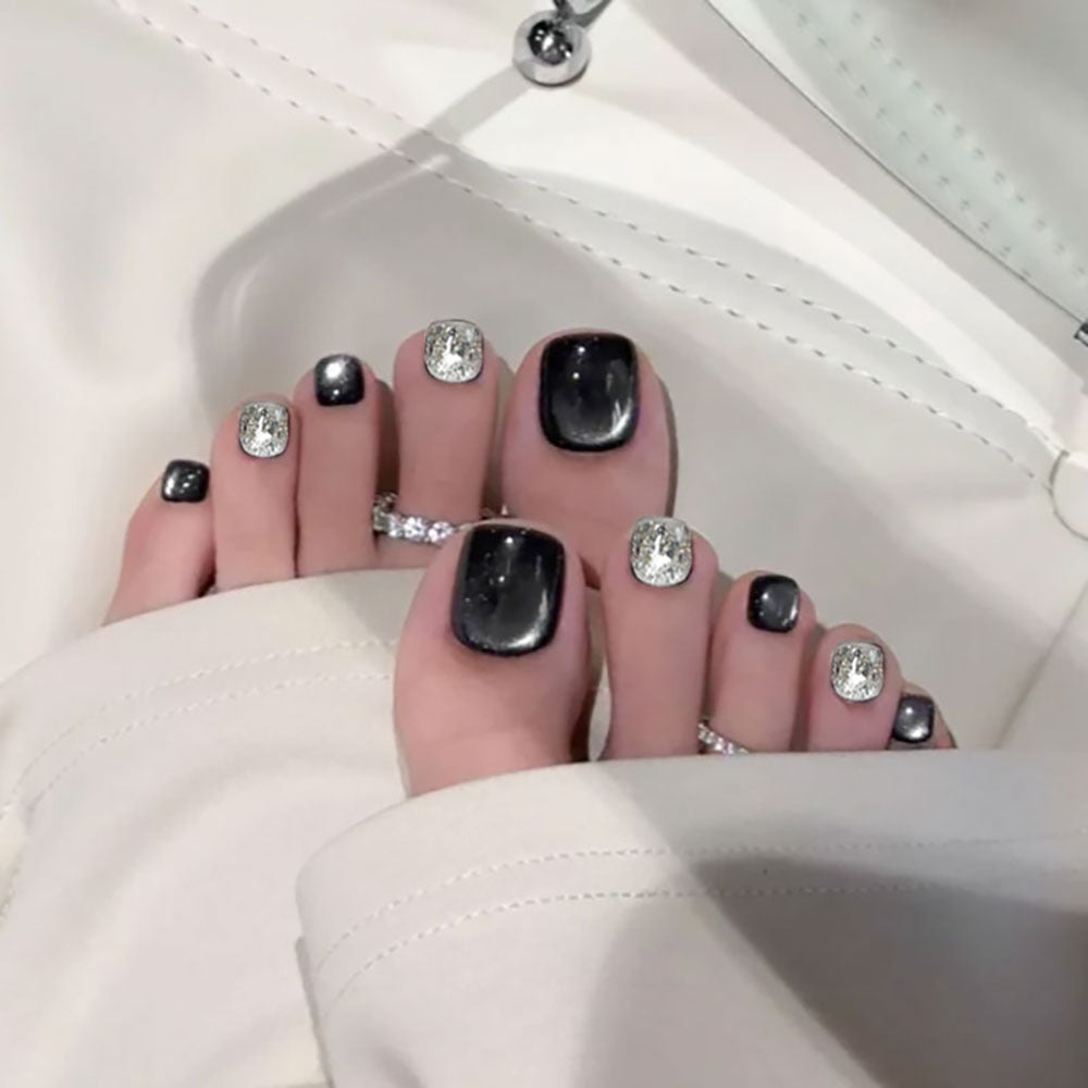 Glamorous Sparkling Toe Nail Art Bowlift