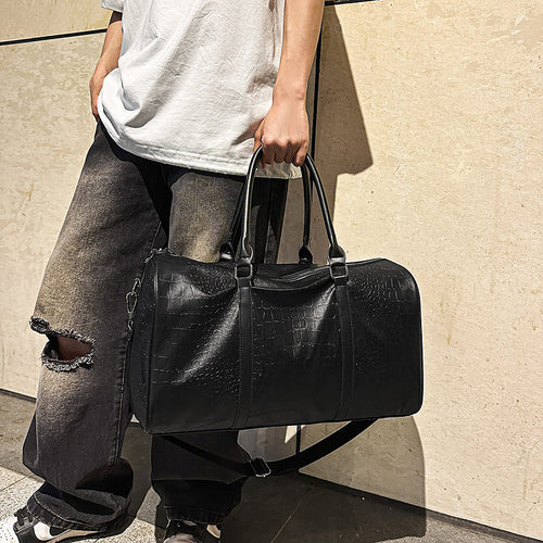Sporty travel bag made of durable material and high-quality workmanship Bowlift