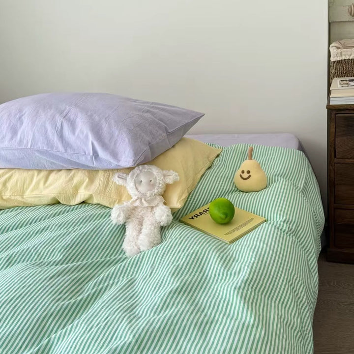 Lightweight Cotton-Linen Stripe Duvet Cover Set with Envelope Pillowcases