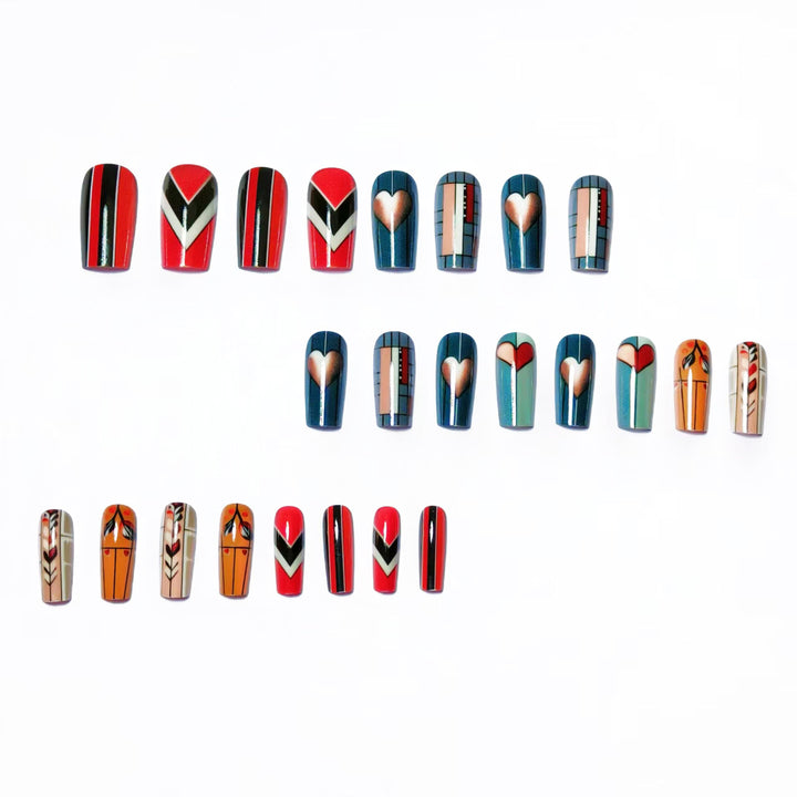 Artificial nails with geometric heart motif Bowlift