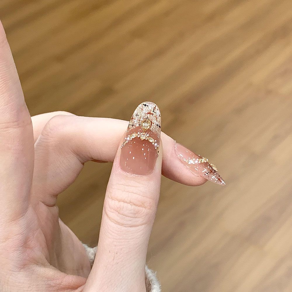 Artistic Decorative Press-On Nail Set Bowlift