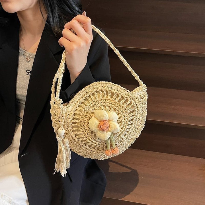 Handmade straw bag Bowlift