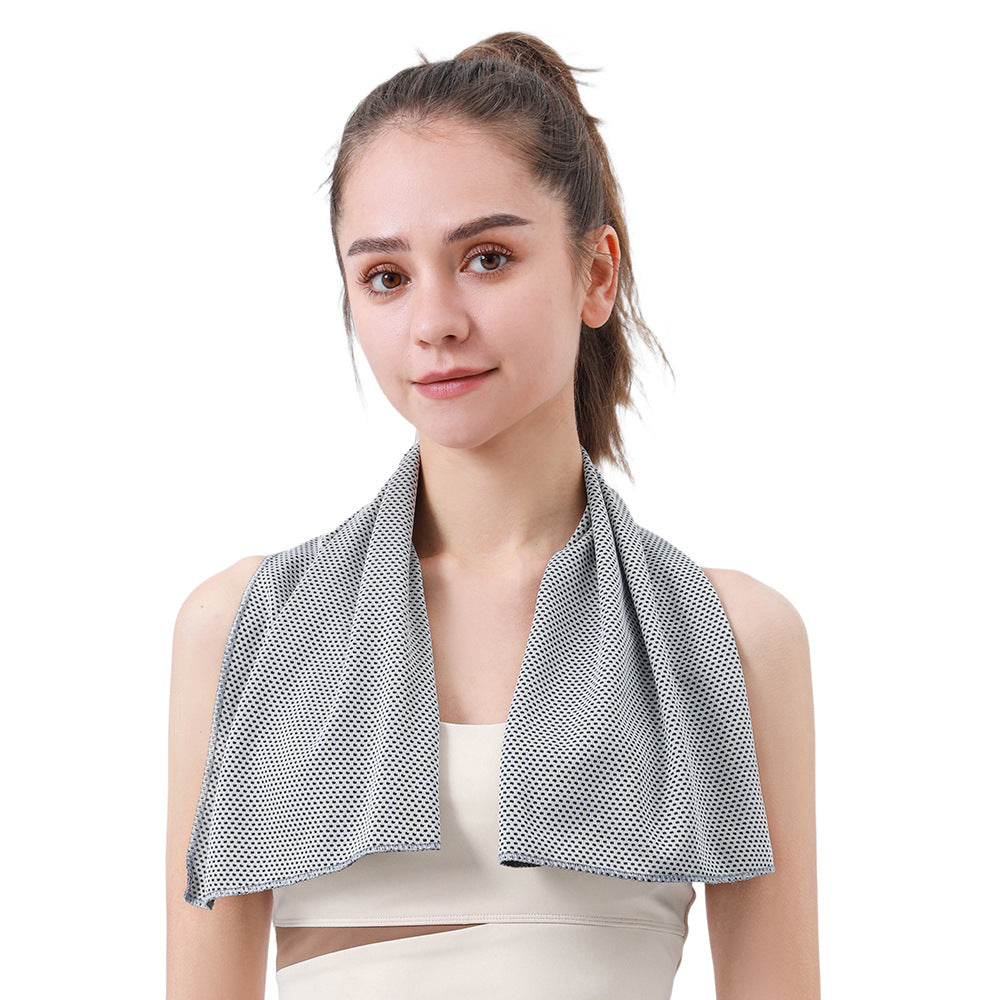 Women's Cooling Sports Towel made of breathable microfiber fabric Bowlift