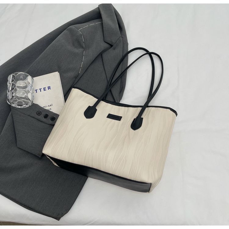 Textured Large Tote Bag Bowlift