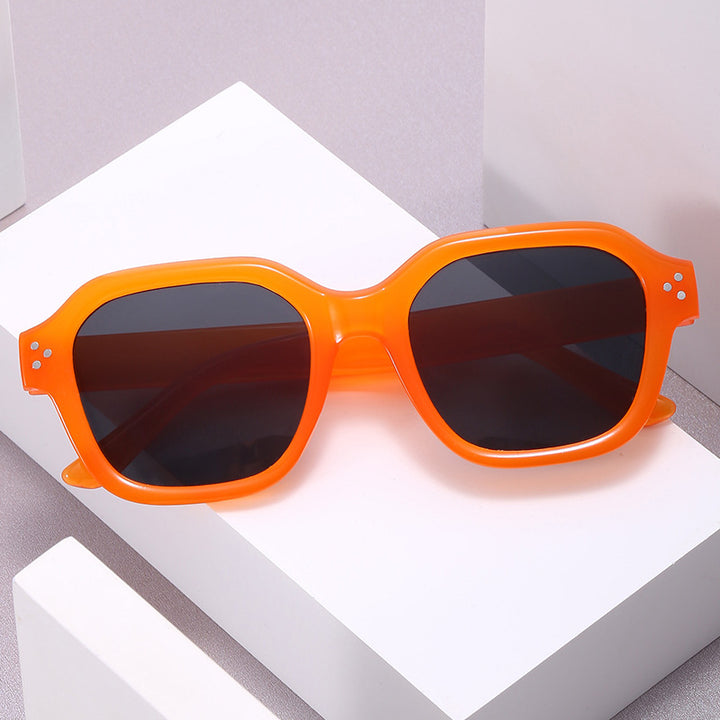 Ladies fashionable square sunglasses with mirrored lenses Bowlift