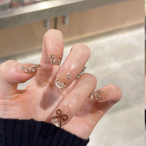 Artisan Decorative Press-On Nails Bowlift