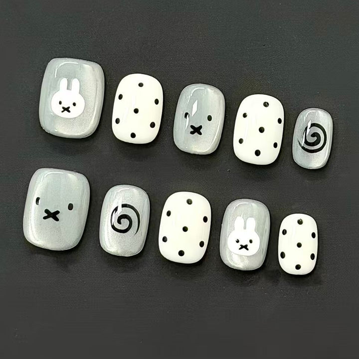 Whimsical Bunny-Themed Press-On Nail Set Bowlift