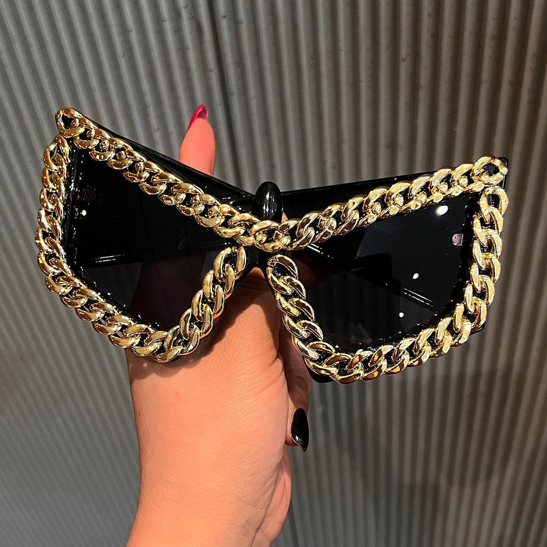 Women's sunglasses with striking cat-eye design from Bowlift