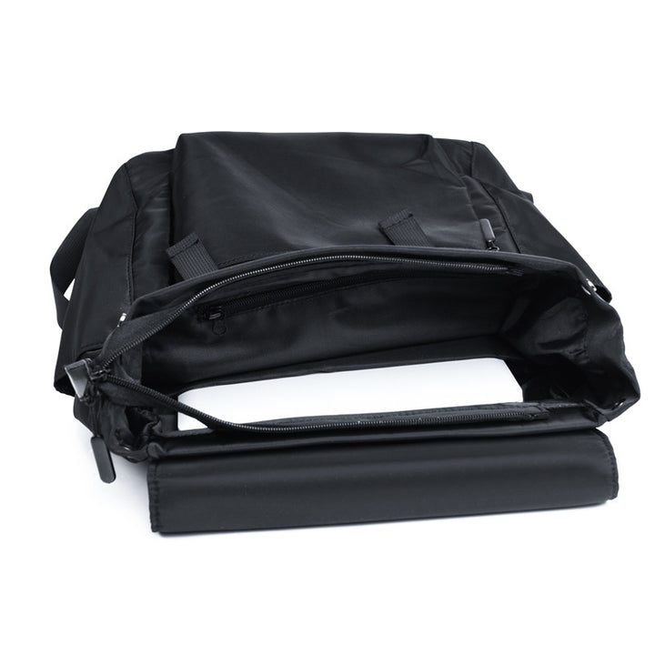 High-quality everyday backpack with versatile compartments Bowlift
