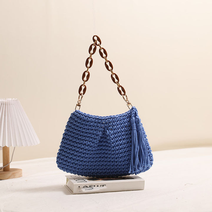 Handcrafted macrame bag with fashionable fringes Bowlift