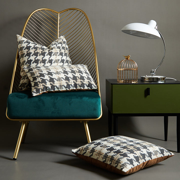 Decorative Houndstooth Print Cushion