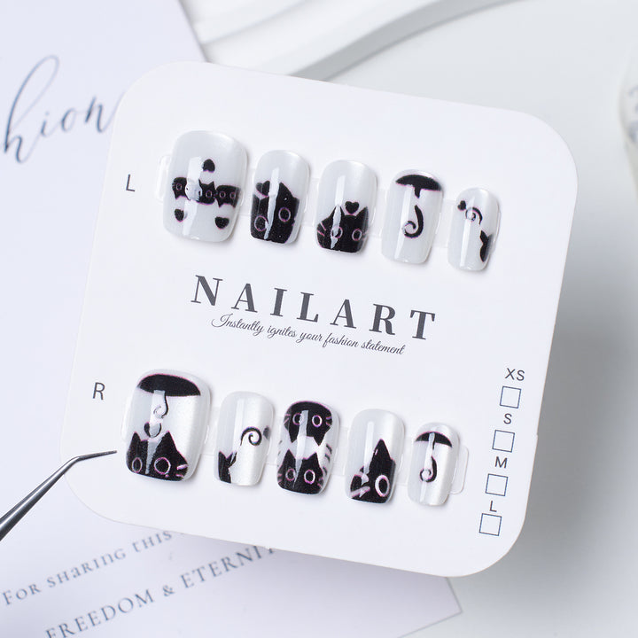Decorative Press-On Nail Extensions with Bow and Rhinestone Accents Bowlift