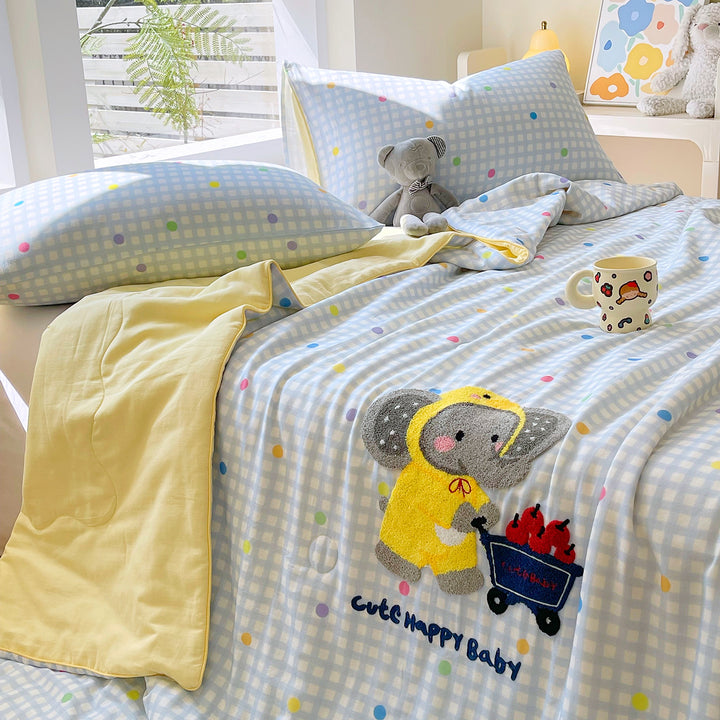 Women's cuddly blanket with cute bear design Bowlift