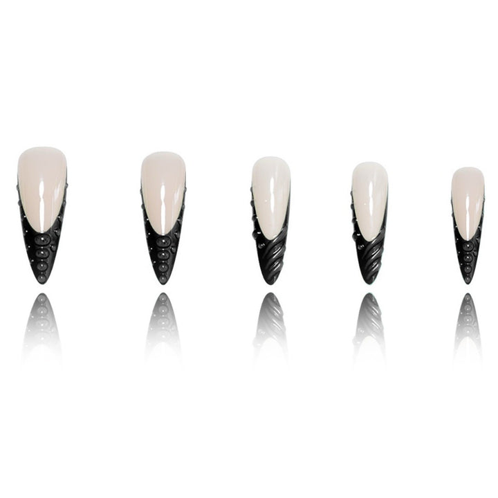 Glamorous Stiletto Nail Extensions Bowlift