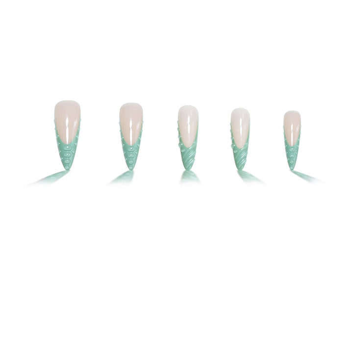 Extravagant Stiletto Press-On Nails with Artistic Shell Design Bowlift
