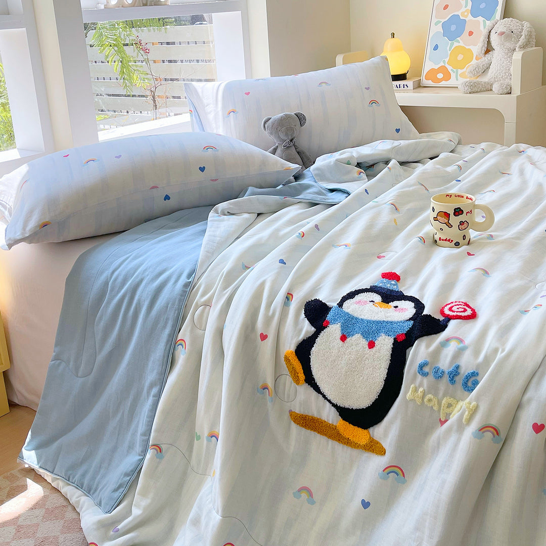 Women's cuddly blanket with cute bear design Bowlift