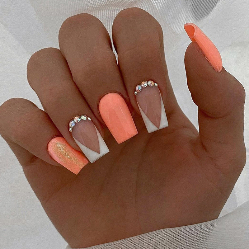 Elegant Crystal-Studded Press-On Nail Tips Bowlift