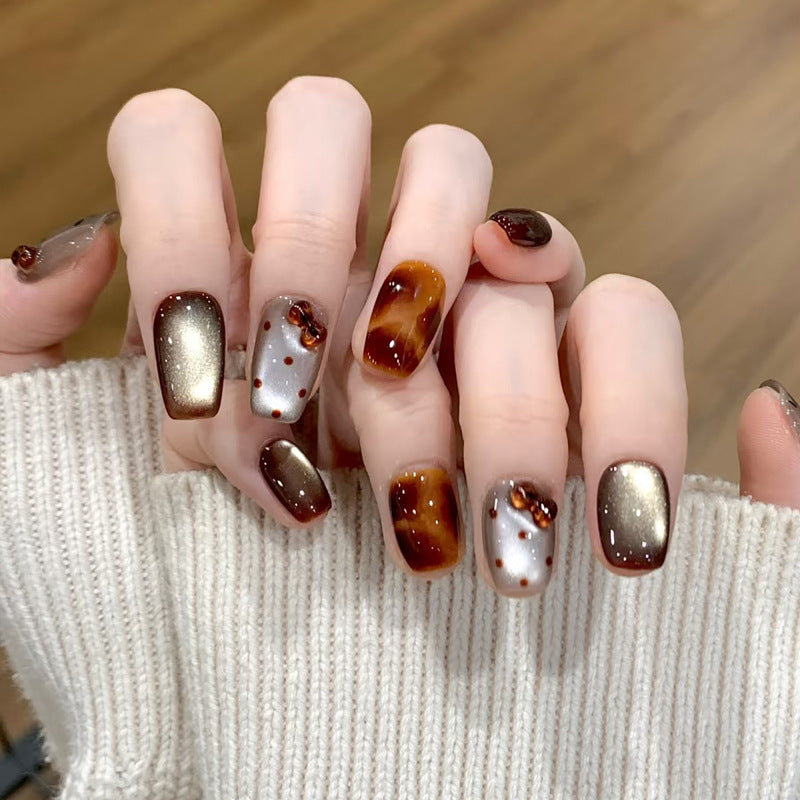 Artistic Glossy Press-On Nail Set with Embellishments Bowlift