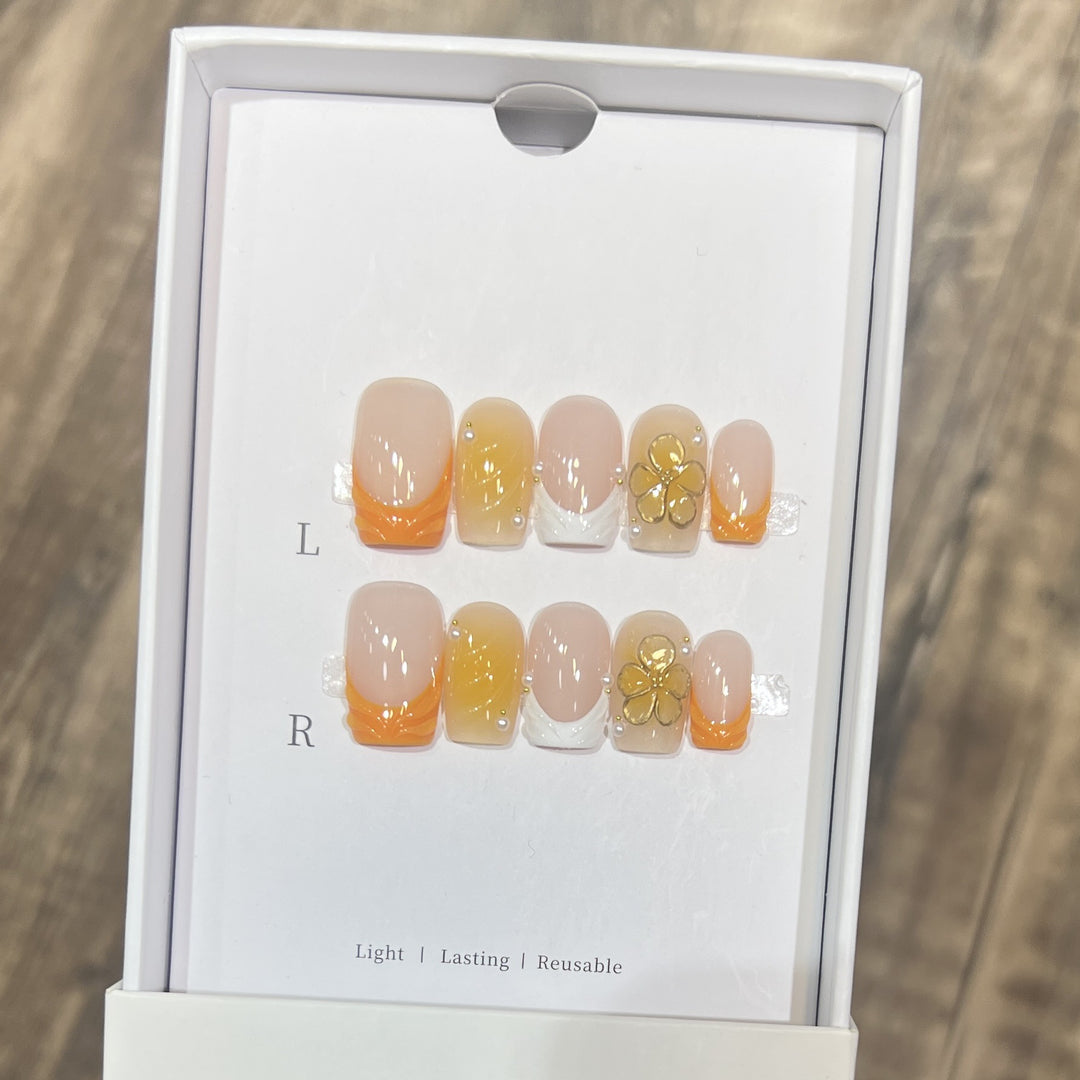 Elegant Stiletto Press-On Nail Set with Floral Accents Bowlift