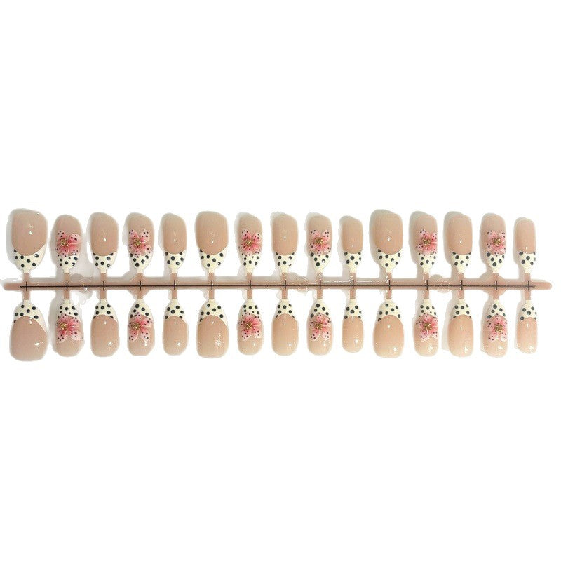 Art Nail Set with Floral Accents Bowlift