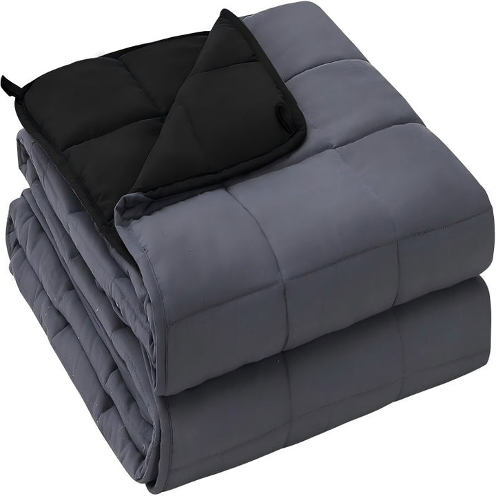 Multi-Season Quilted Blanket Bowlift