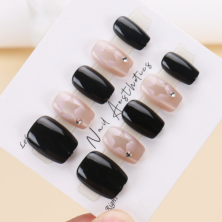 Glamorous Star-Design Press-On Nail Set Bowlift