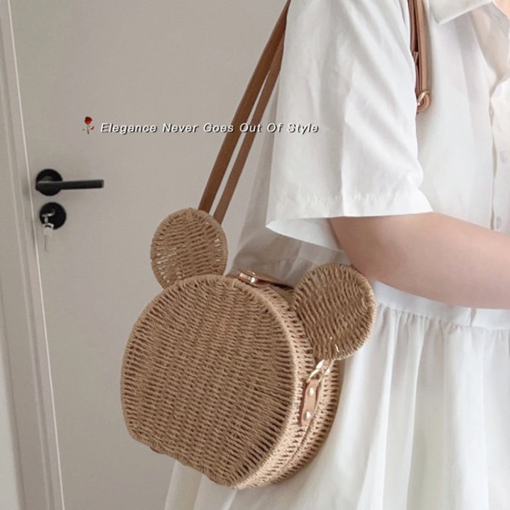 Women's shoulder bag with playful ear design Bowlift