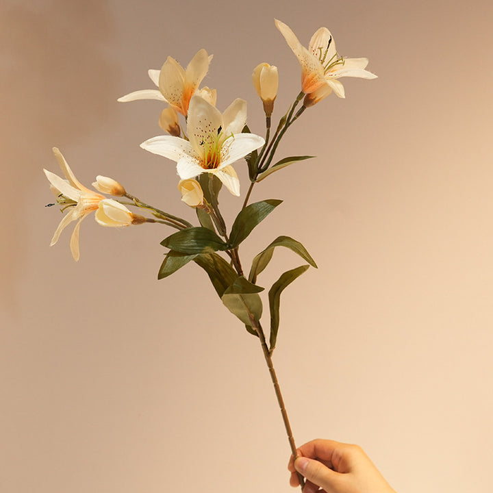 Artificial Flower Bouquet Bowlift