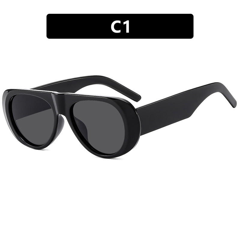 Women contemporary sunglasses with innovative design Bowlift