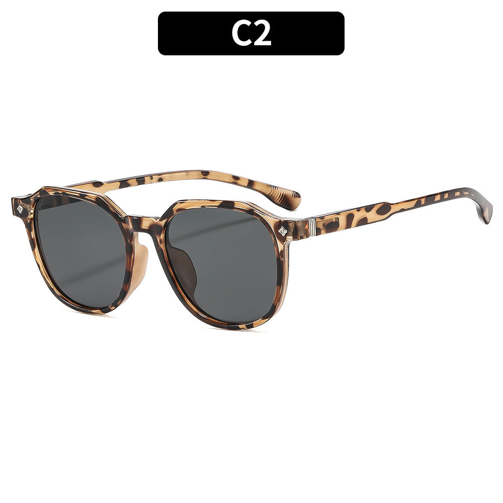 Vintage-Inspired Stylish Sunglasses