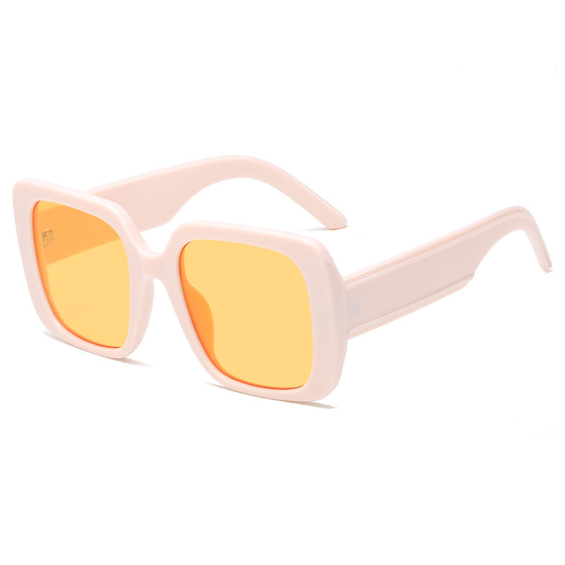Ladies fashionable sunglasses Bowlift