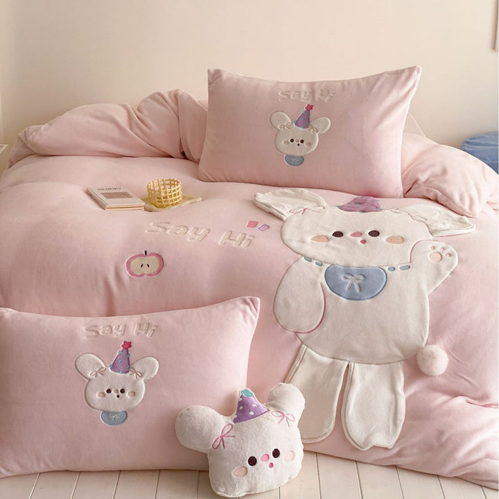 Embroidered Appliqué Plush Cotton Duvet Cover Set with Decorative Pillowcases