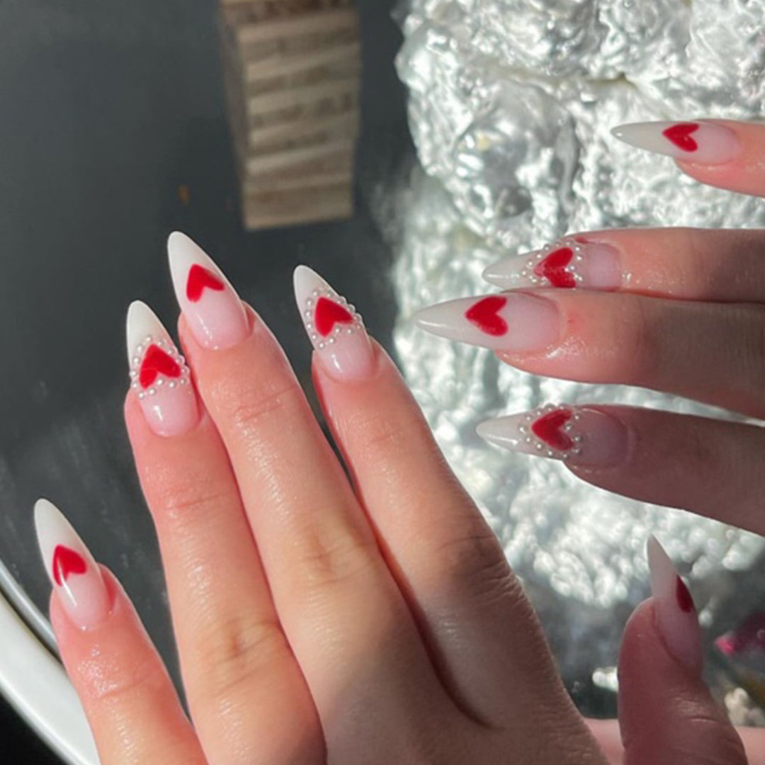 Heart-Accent Stiletto Nail Art Extensions Bowlift