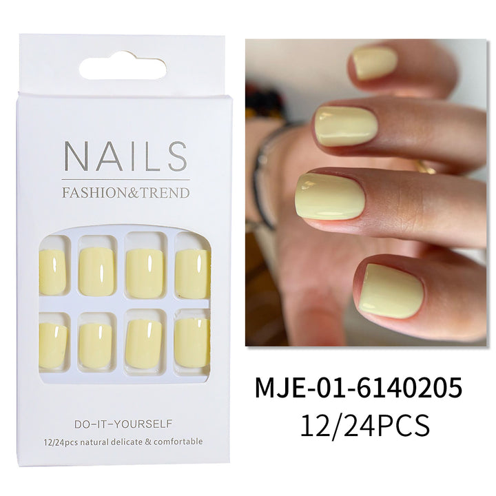 Glossy Press-On Nail Set with Elegant Design Bowlift