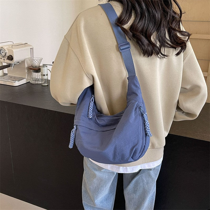 Fashionable shoulder bag Bowlift