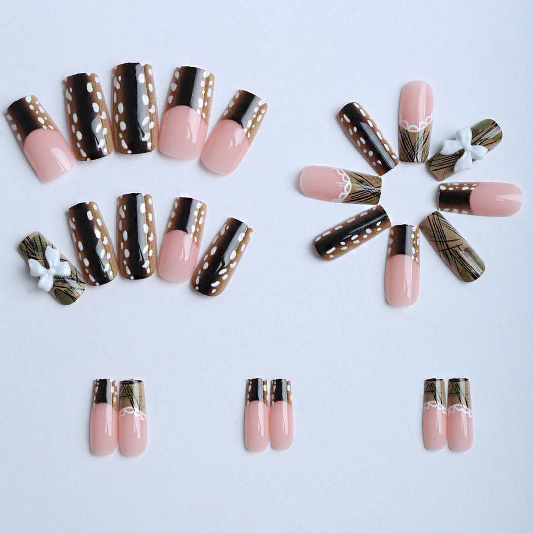 Artificial nails with elegant bow and pattern design Bowlift